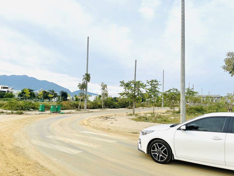 Cần bán lô đất chính chủ ven sông Cổ Cò