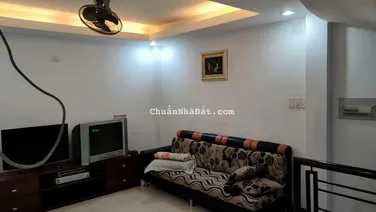 Gấp ! Nhà Đẹp Trương Đăng Quế,, 37,8M2 ( 3,78M x 10M ), 5 Tầng, Phường 3, Chỉ 5,8 Tỷ