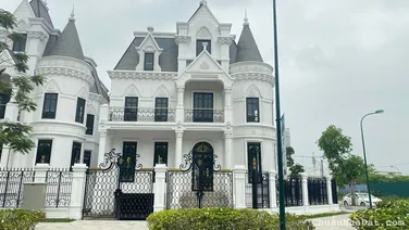 Biệt thự mới ra hàng Ciputra - Giá chủ đầu tư - 3 tầng 1 hầm để ô tô, làm hầm rượu