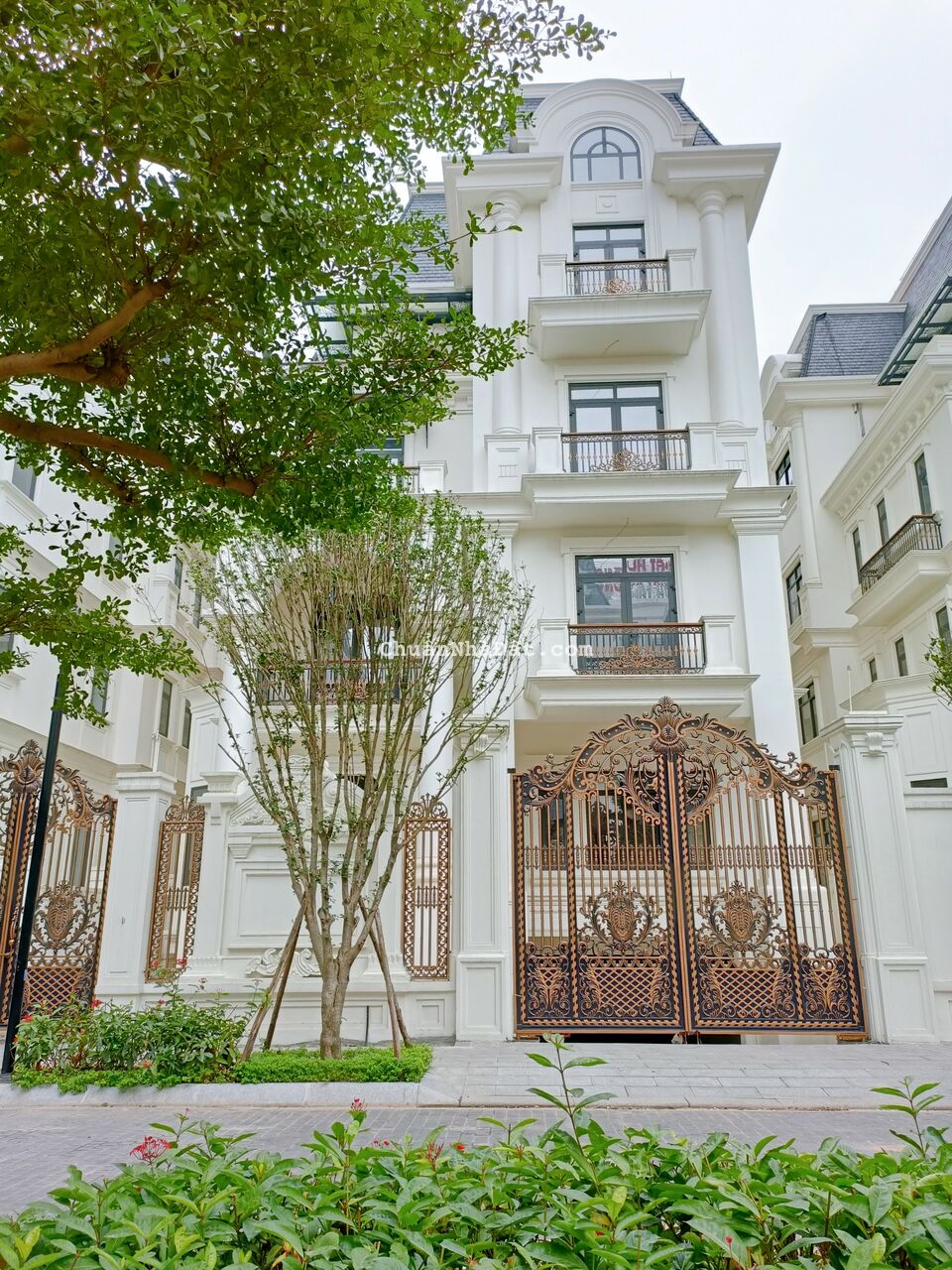 Biệt thự đơn lập đẳng cấp nhất khu vực Mỹ Đình, gần Vin Gardenia 