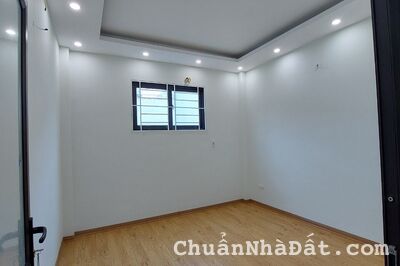 Nhà đẹp 36m2 x  4tầng, ô tô vào cách nhà 15m, phú diễn, bắc từ liêm, lh : 0936456183 