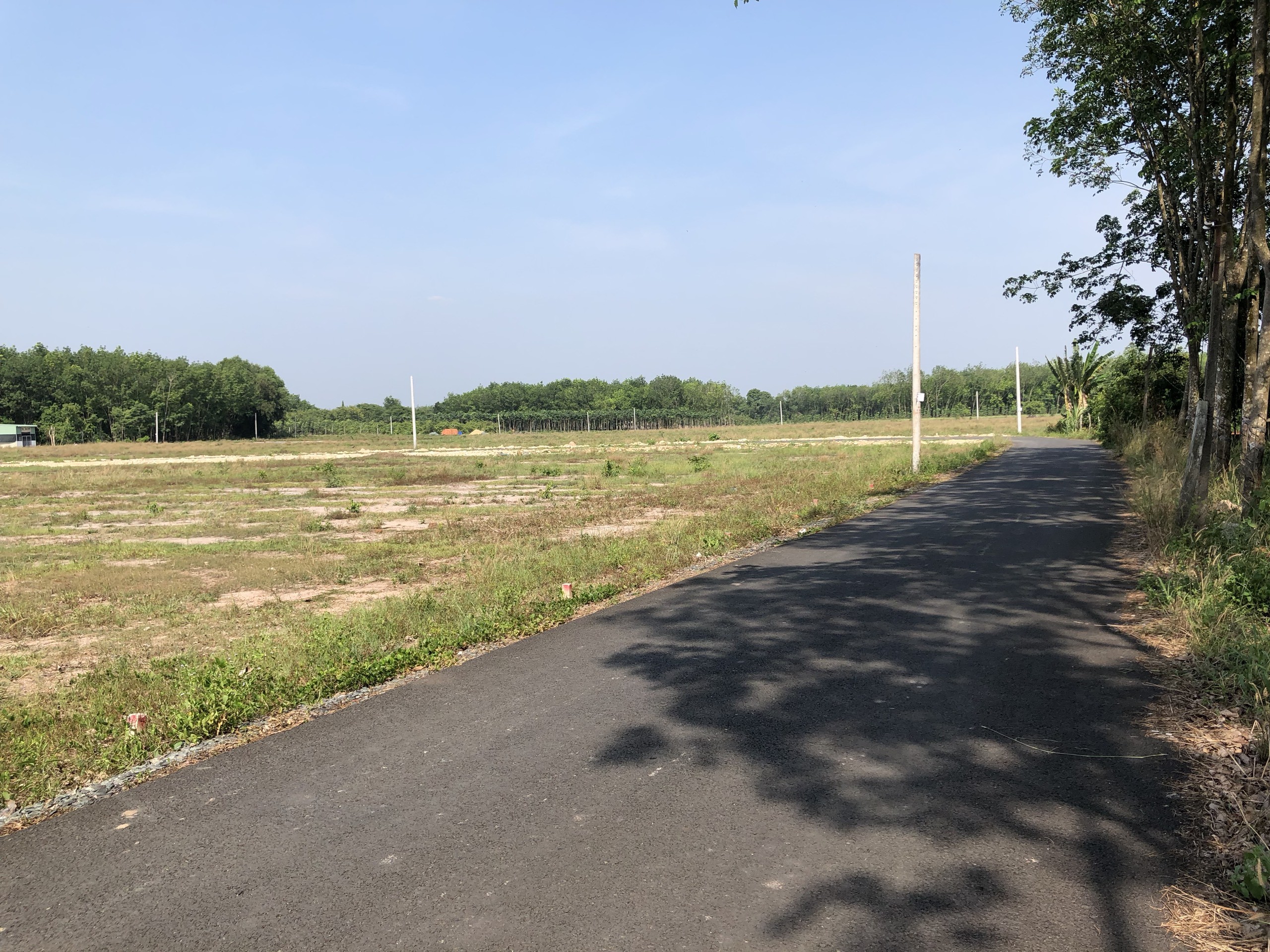 BÁN NHANH 5800M2(LÔ GỐC 2MT), 490TR/SHR, MT18M SÁT CỤM KCN MỞ RỘNG, TẬP TRUNG DÂN CƯ