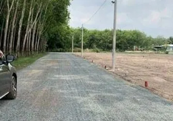 ĐANG CẦN TIỀN BÁN GẤP 3100M2 GIÁ 490TR/SHR,MT NHỰA NHÀ NƯỚC NGAY CỤM KCN BECAMEX