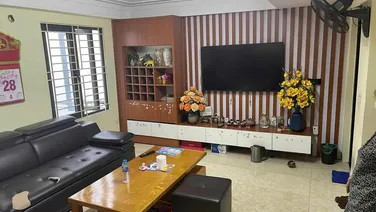 Hiếm có khó tìm kvHai Bà Trưng. Nhà riêng vị trí góc, mt 5m, 2 thoáng, kd hay ở đều thuận