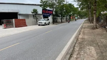 Cho thuê xưởng sản xuất tiêu chuẩn Nhật Bản tại Cự Khối , Long Biên dt 250m , mt 10m , giá 30tr