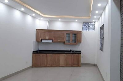 Cho thuê nhà riêng trong ngõ 254 Minh Khai, dt 40m x 4 tầng, mt 9m, rb, giá 16tr