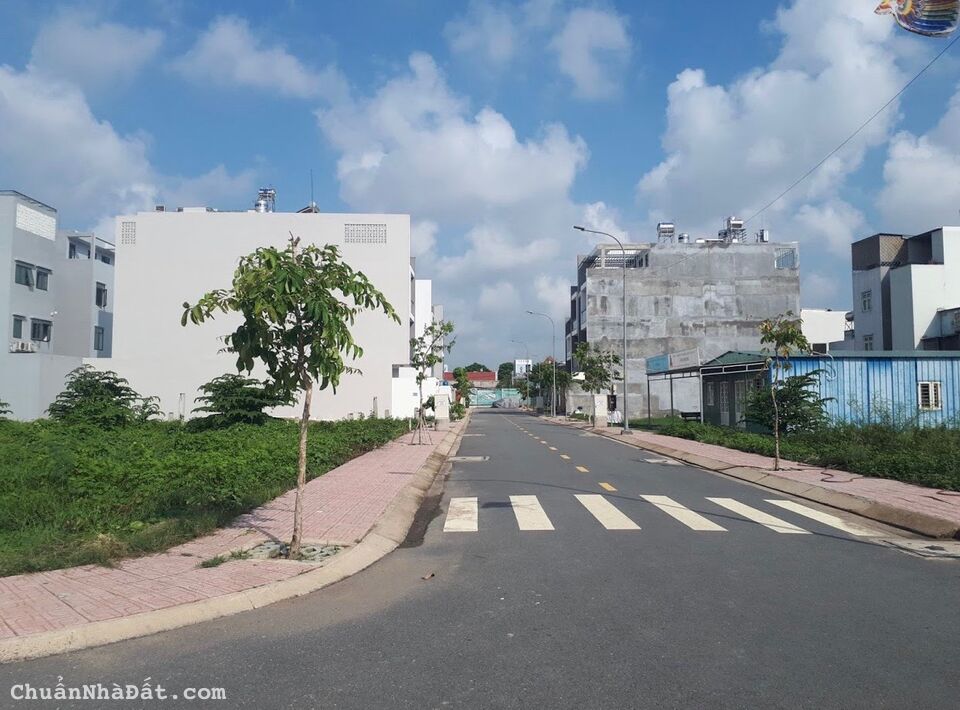 Bán lô đất MT Lê Thị Chợ Q7,80m2,SHR, FULL THỔ CƯ,2.3 tỷ