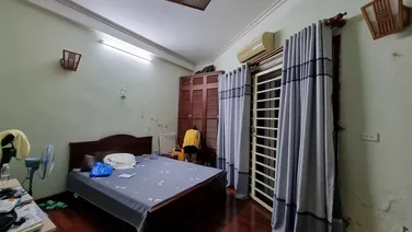 Cầu Giấy 55m 2 tầng MT5m giá chỉ 5 tỷ