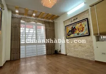 Cổ Nhuế 60m 3 tầng MT5m giá chỉ 5 tỷ 500tr