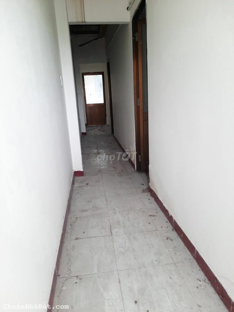 NGỘP!!! Chủ cần bán gấp Nhà 1trệt 3 lầu MT Tô Ký, Q12