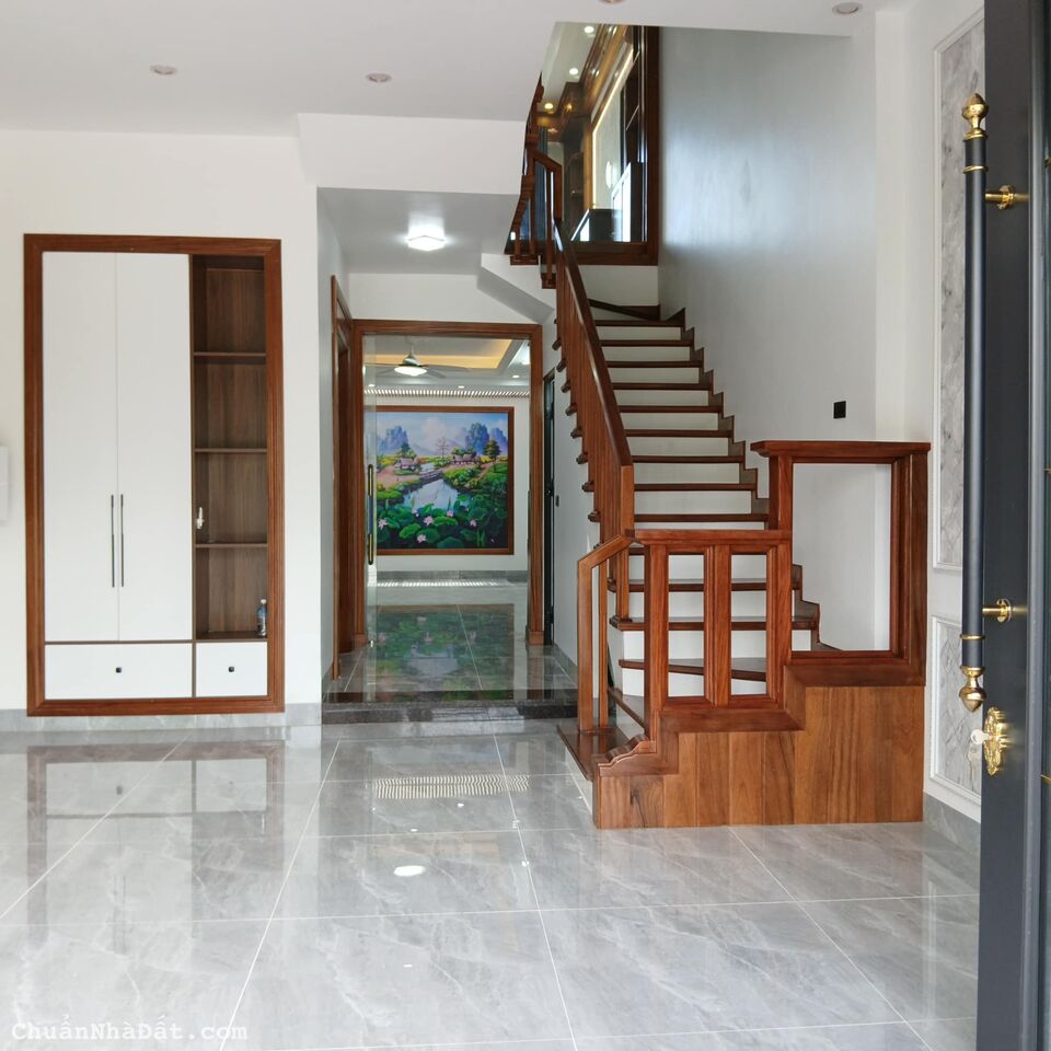 Bán nhà 4 tầng 67.5m2, mt 4.5m, 3 ngủ, gara, thang máy chờ, KĐT Tân Phú Hưng, TP HD