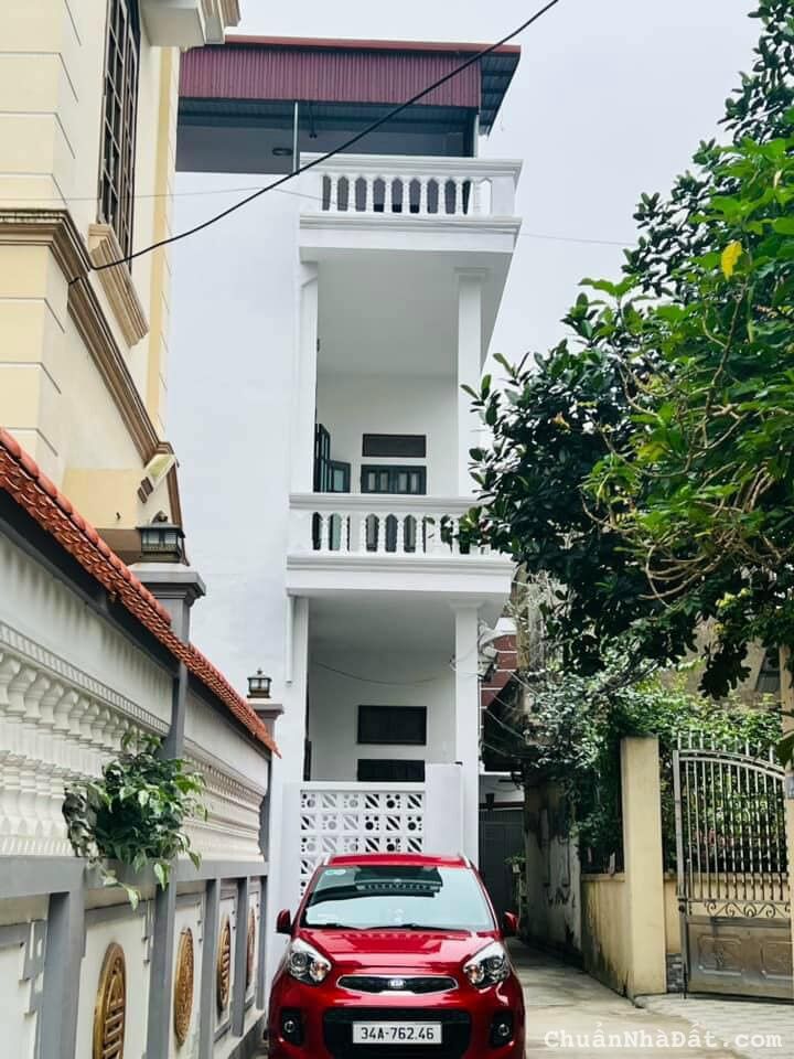 Bán nhà 3 tầng lô góc đẹp gần công viên Bạch Đằng, TP HD, 61.5m2, đường ô tô, giá tốt