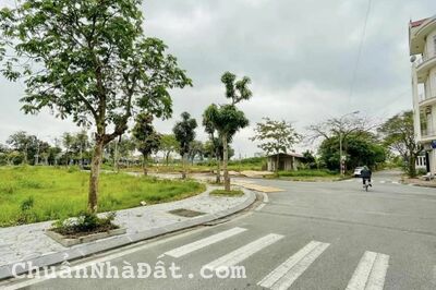 Bán đất lô góc 2 mặt đường KĐT Vạn Lộc, ph Tứ Minh, TP HD, 103.3m2, đường 13.5m, vị trí đẹp