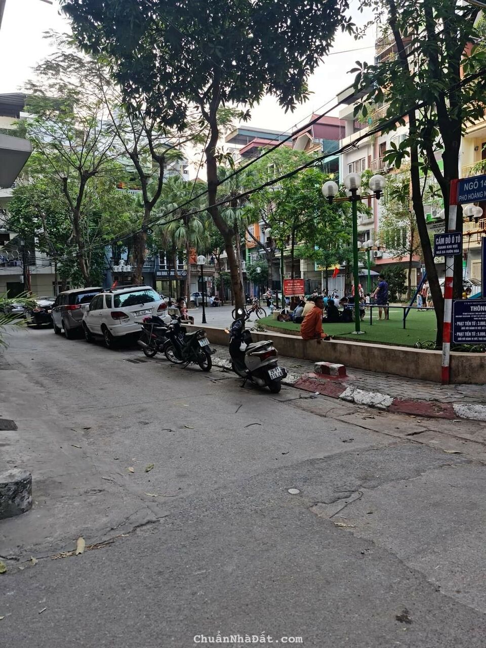 Bán nhà ngõ ô tô Nguyễn Ngọc Vũ 40m - 7,2 tỷ - Cầu Giấy