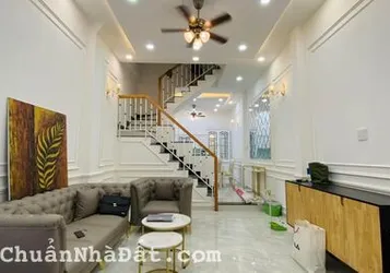 Bán nhà Hxh, khu trung tâm Quận 3, ngay Lý Chính Thắng , P Võ Thị Sáu, dt 39,5m2 Giá 3tỷ100 SHR