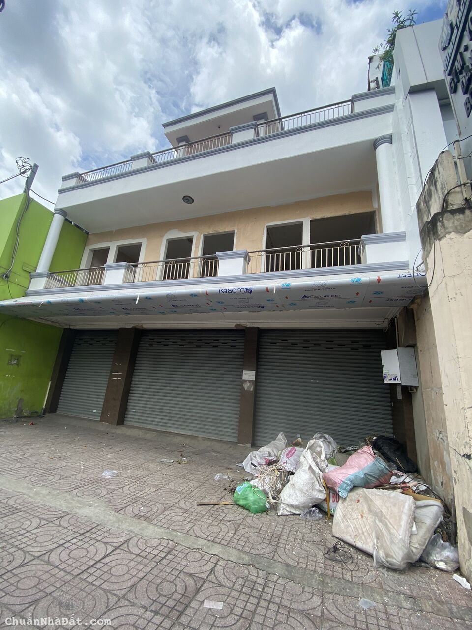 Cho Thuê nhà Mặt Tiền đường Đinh Bộ Lĩnh, P 24, Quận Bình thạnh 10x20 Giá 60tr/th