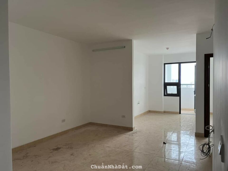 Bán căn hộ 2PN chung cư K35 Tân Mai view hồ Đền Lừ