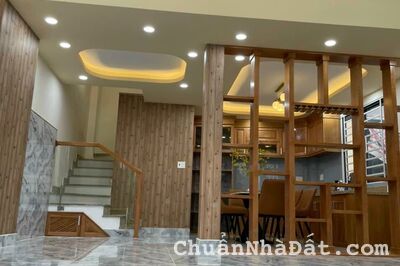 Nhà đẹp, Nguyễn Văn Bảo, 3 lầu, 5 x 10m, 4PN, hẻm 4m, Gò Vấp, DT 50m², Giá 5.8 Tỷ