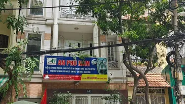 nhà 6x15m 3 lầu k1-8 đường 40 Khu Tân Quy đông P tân phong Quận 7. hg bắc