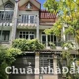 Bán nhà đường số 20 Khu Ven Sông Tân Phong ,Quận 7, dt 7x18m,2 lầu