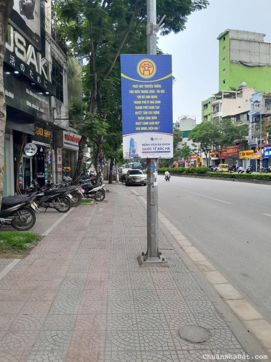 BÁN NHÀ MẶT ĐƯỜNG NGUYỄN VĂN CỪ - VỊ TRÍ VIP KINH DOANH ĐỈNH - DT 910M2 GIÁ CHÀO 220 TỶ