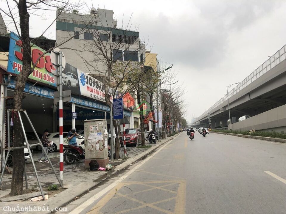 MẶT PHỐ PHẠM VĂN ĐỒNG - LÔ GÓC 3 MẶT GÓC - VỊ TRÍ ĐẮC ĐỊA KINH DOANH SẦM UẤT