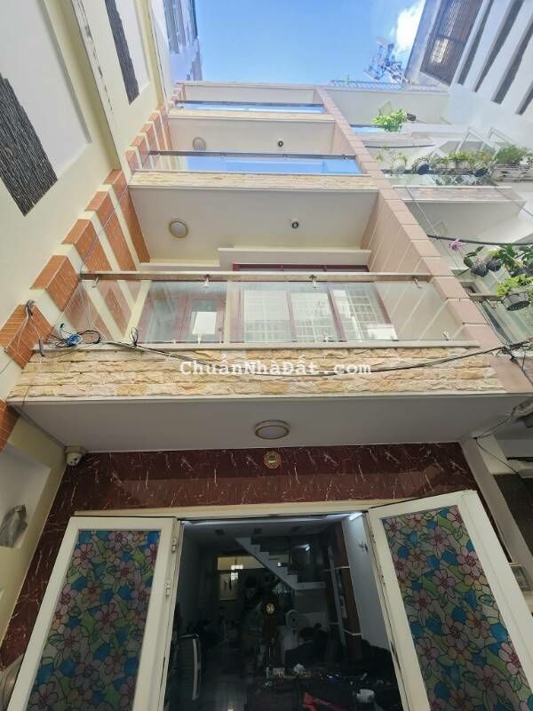 Cần bán nhà hẻm 12 Đào duy anh, Phường 9, Q. Phú Nhuận. Dt: 75m (4x19)