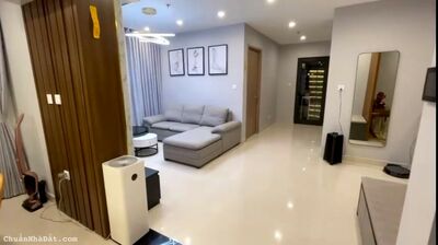 Cần bán căn hộ đập thông 3 phòng ngủ rộng 96m2 sử dụng tại dự án Vinhomes Smart City. Lh 0967280969