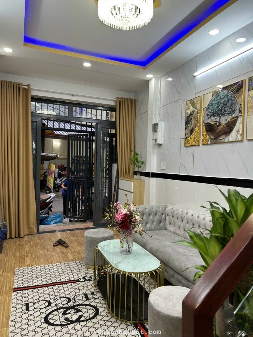 Nhà mặt tiền đường Bùi Quang là P.12 Quận Gò Vấp DT;33m2, 3 tỷ 9,