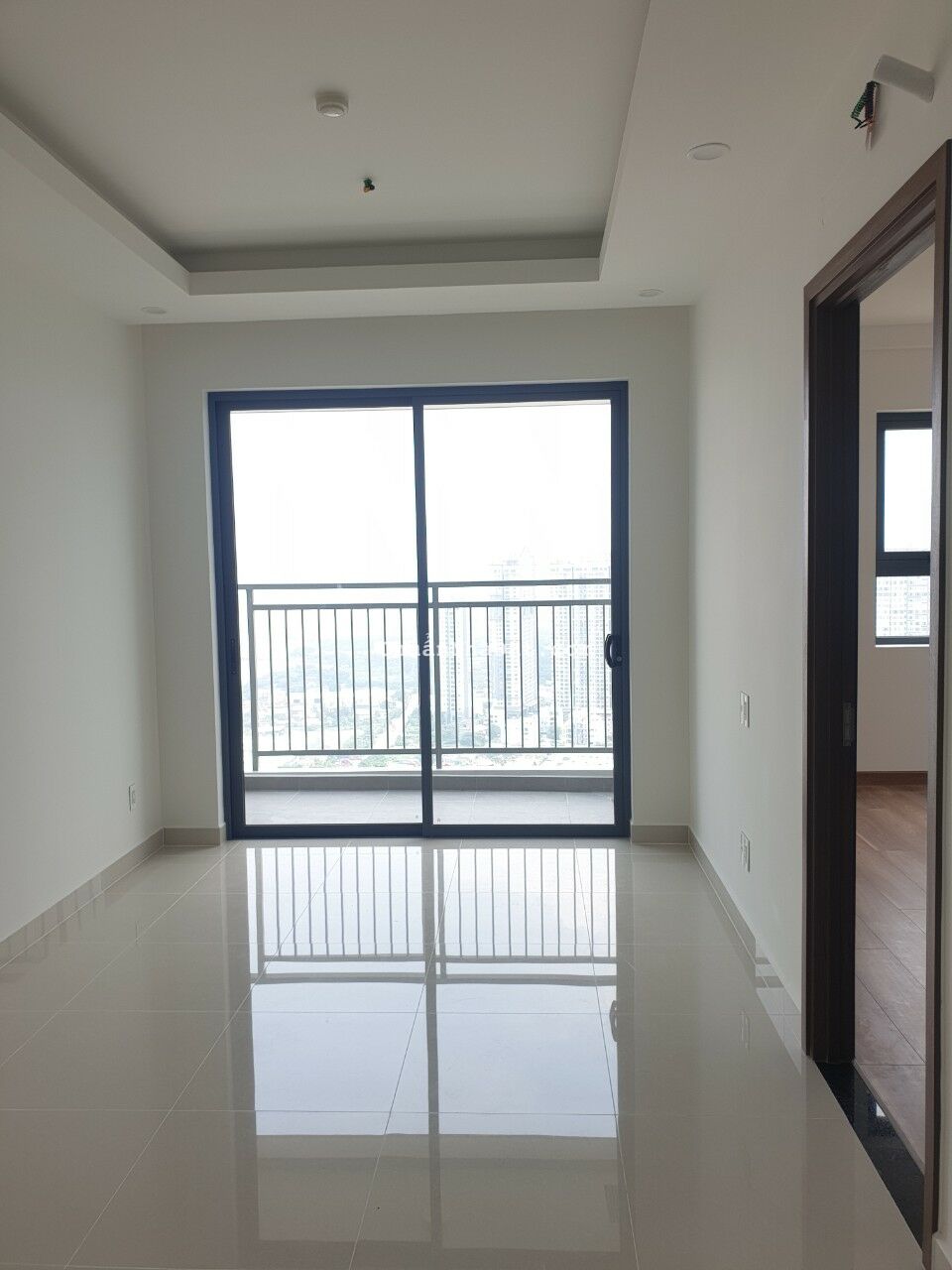 Bán căn góc 69m2 view sông Q7 SaiGon Riverside giá 3 tỷ bao hết thuế phí ra sổ