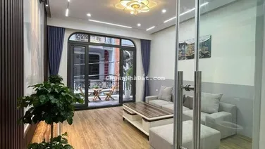 Bán Nhà Thịnh Quang Đống Đa gần ô tô 46m 5T MT đẹp, giá 8,5 tỷ