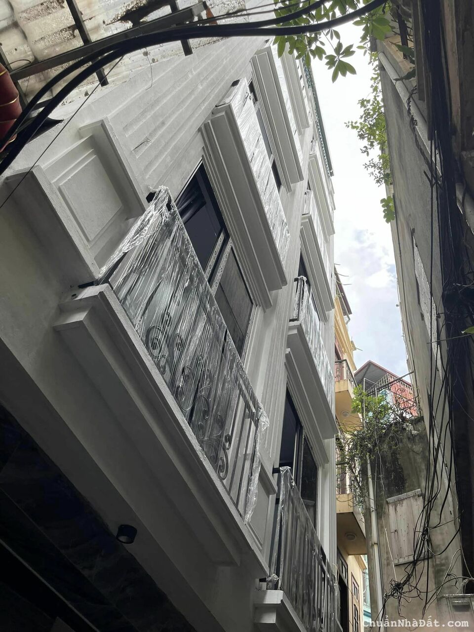 BÁN NHÀ PHỐ AN TRẠCH ĐỐNG ĐA. DT68M, 6T, MT5.9M. GIÁ 15.5 TỶ.