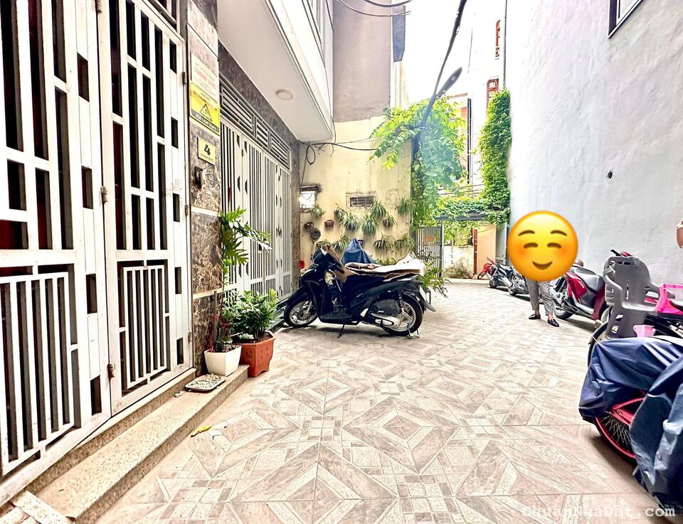 Bán nhà đẹp phố Nguyễn An Ninh, ngõ rộng, ô tô đỗ cửa, giá 4.5 tỷ