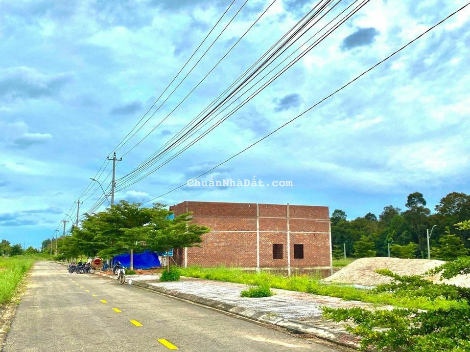 Giảm sâu! Lô kề góc hướng Đông MegaCity KonTum giá sập hầm 525 triệu- Liên hệ chủ: 0898 233 382