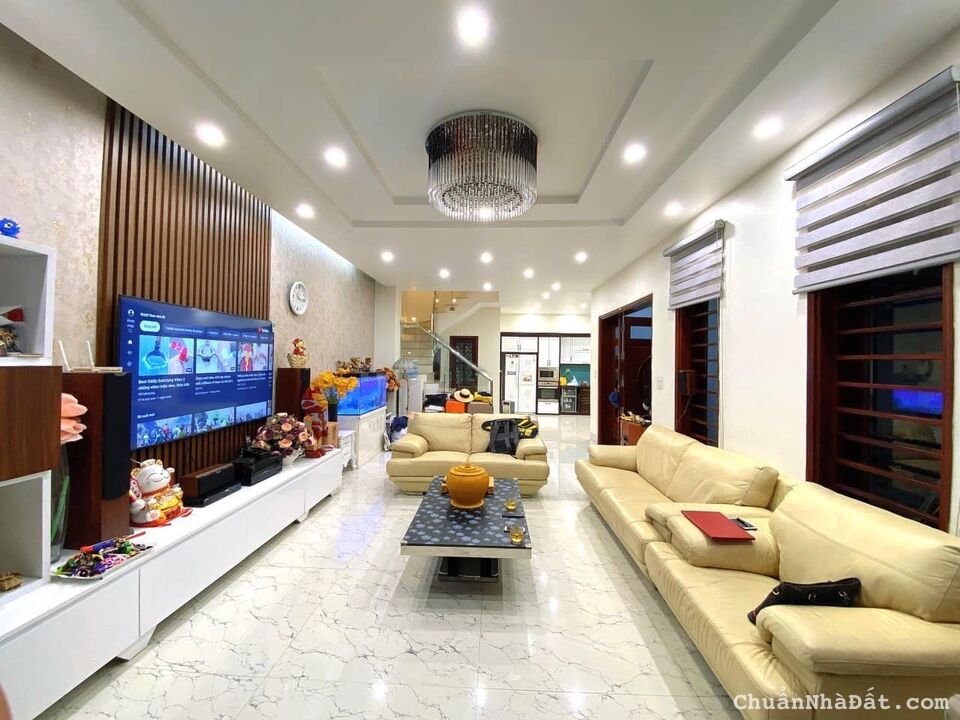 Bán nhà vị trí siêu đẹp 10m ra phố Tây Sơn ở ngay 30m2 giá 4.8 tỷ.