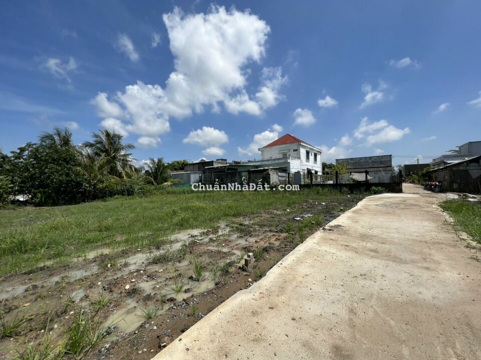 Bán đất nền giá rẻ nằm cạnh Quốc lộ 50 