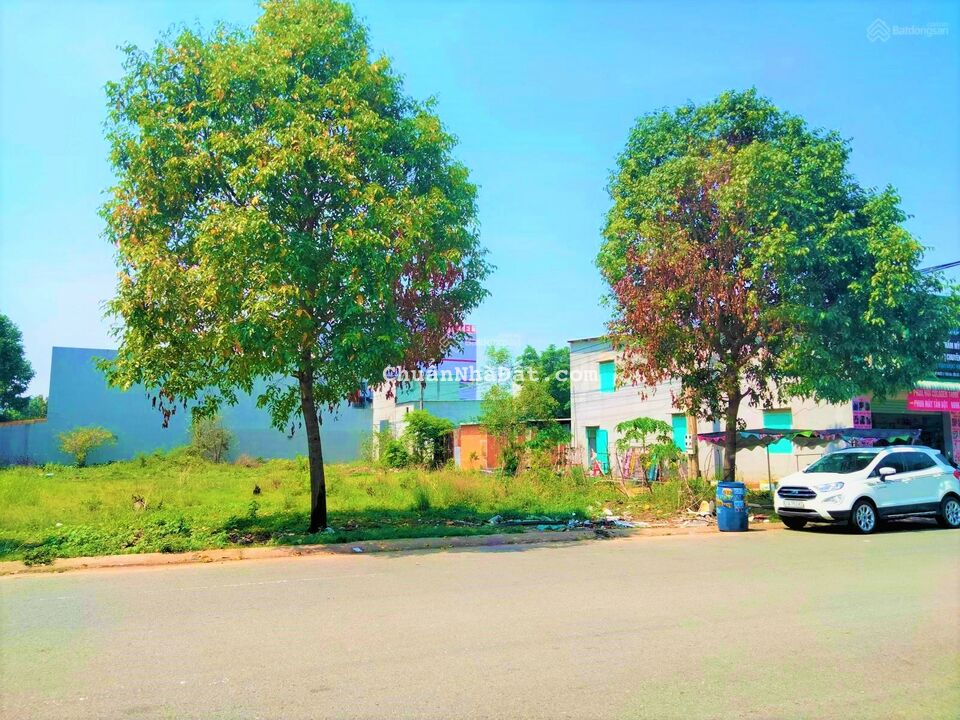 TÔI CHỦ BÁN GẤP 700m2 ĐẤT SÁT CHỢ, TRƯỜNG ĐH, KCN, SỔ RIÊNG, THỔ CƯ 100%  TIỆN LÀM MẶT BẰNG KD