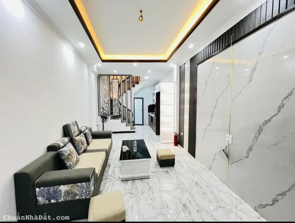 Bán nhà đẹp gần Phú Đô, Tây Mỗ 33M2, 5 Tầng, 3p ngủ rộng, 60m đường ô tô giá 3.4 tỷ