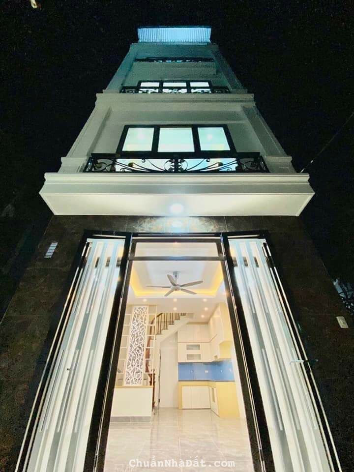 Bán nhà mới Kim Chung gần đường 32, phố Nhổn xây 5 Tầng, 3p ngủ, chỉ 50m ô tô đỗ