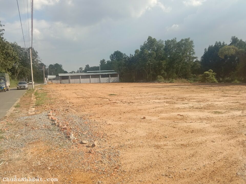 Gia đình có việc cần bán lô đất ngay thành phố Bình Dương