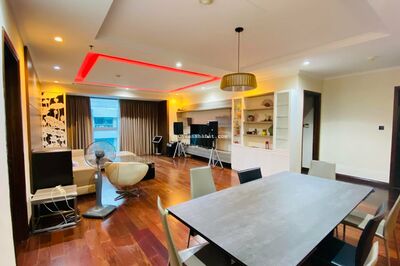 Cho thuê  dài hạn hoặc ngắn hạn theo ngày, tuần, tháng căn hộ Vinhomes Đồng Khởi : - View đẹp nhất 