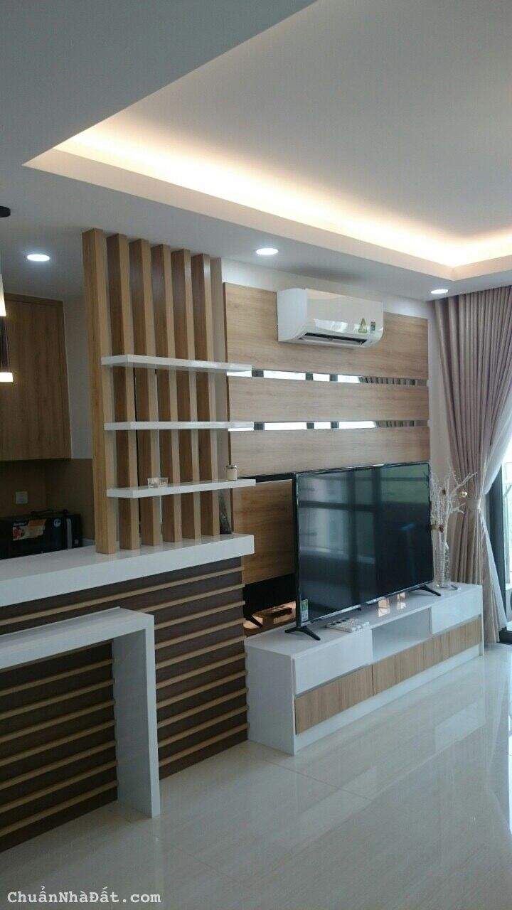 Cho thuê nhanh căn hộ 3 phòng ngủ Riverpark Premier giá chỉ 2400$