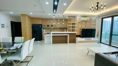 Cho thuê căn hộ cao cấp Riverpark 2 Phú Mỹ Hưng, Q7, ban công dài view sông