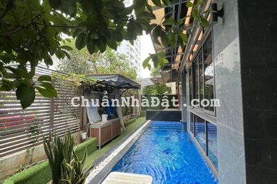 Cho thuê biệt thự có hồ bơi tại Phú Mỹ Hưng quận 7. giá chỉ 70 triệu