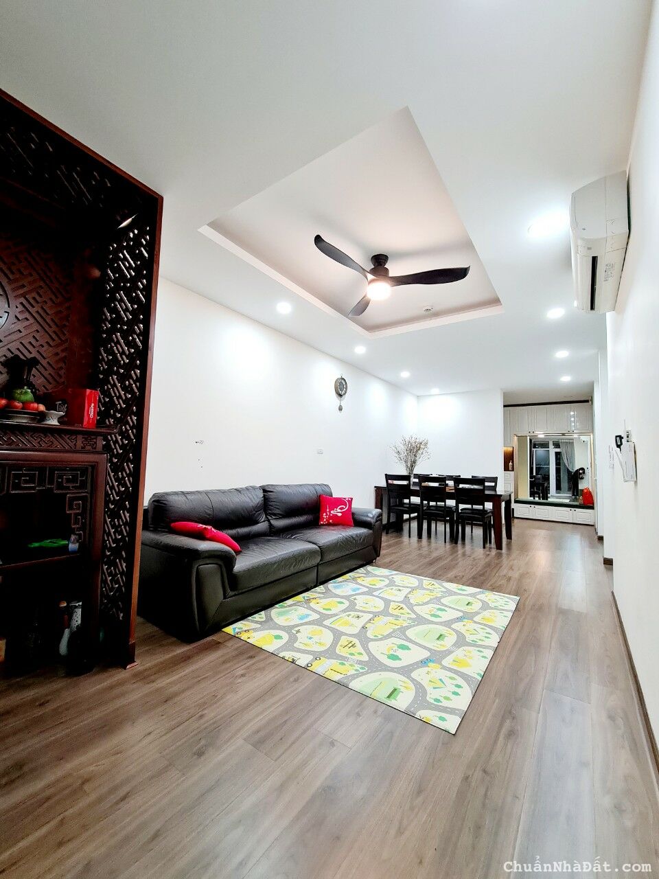 Căn góc rẻ nhất thị trường, 3PN, 2VS, 102m, CC A10 Nam Trung Yên, mặt phố Nguyễn Chánh, chỉ 42tr/m