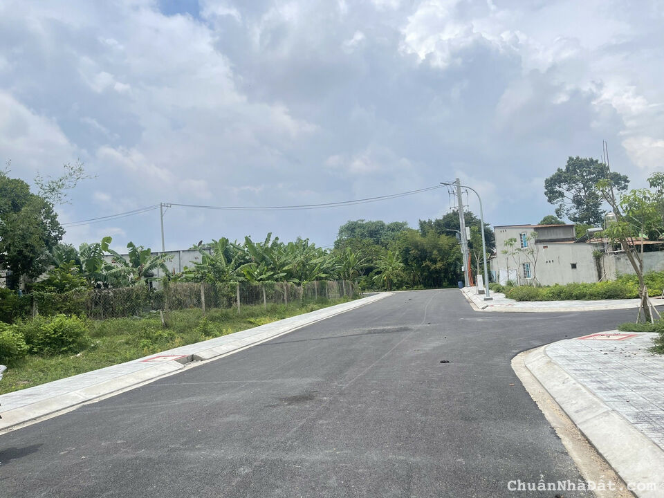 KẸT TIỀN BÁN GẤP LÔ ĐẤT Ở TÂN AN HỘI