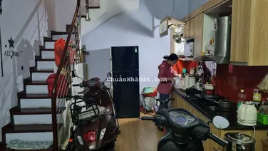 HAI BÀ TRƯNG, NHÀ NHỎ XINH VỪA TIỀN, 5 TẦNG, SĐCC, NGÕ THÔNG, GẦN Ô TÔ