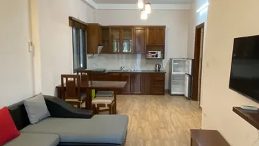 Cho thuê Căn hộ dịch vụ 1N,1K Full đồ, 2 thoáng tại Ngõ 189 Hoàng Hoa Thám, Ba Đình. Chỉ 9tr