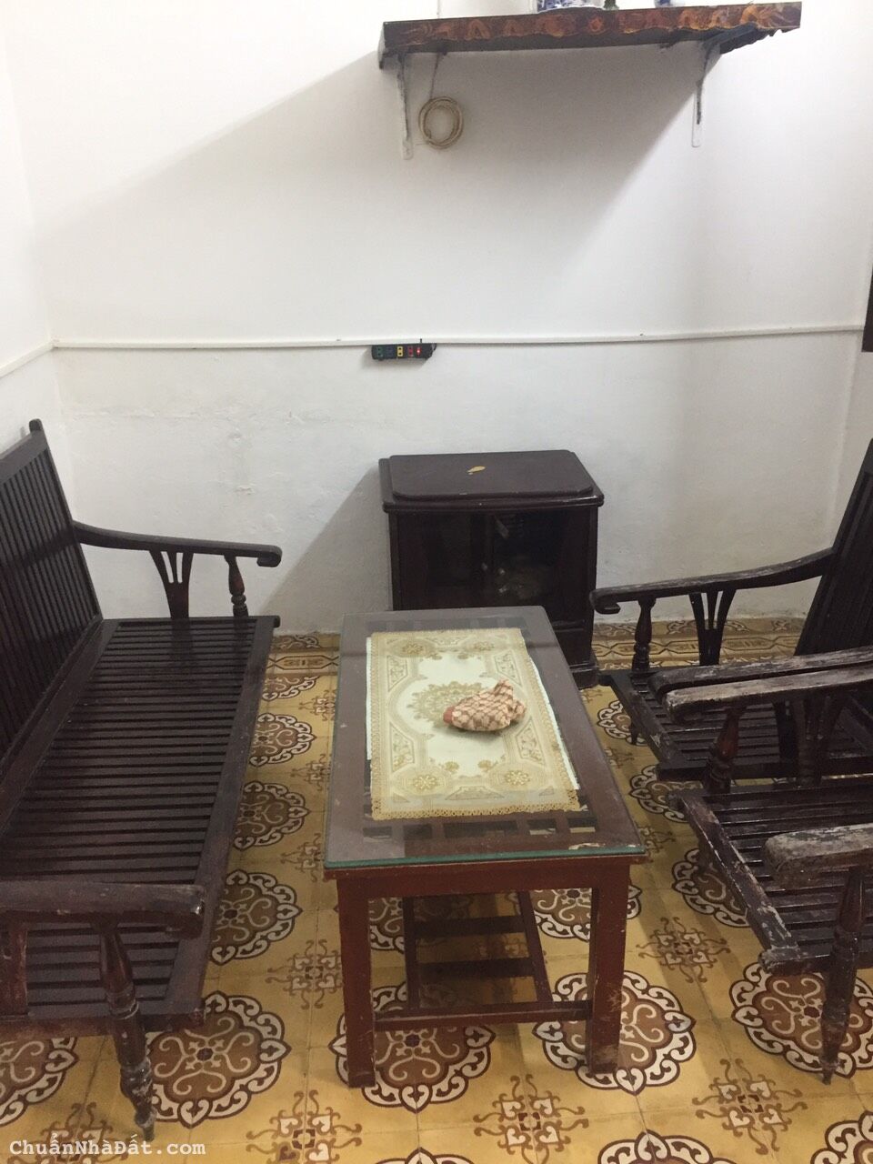 Cho thuê nhà riêng siêu to tại Hoàng Hoa Thám, Ba Đình. Chỉ 6 tr. Sân rộng để 10 xe