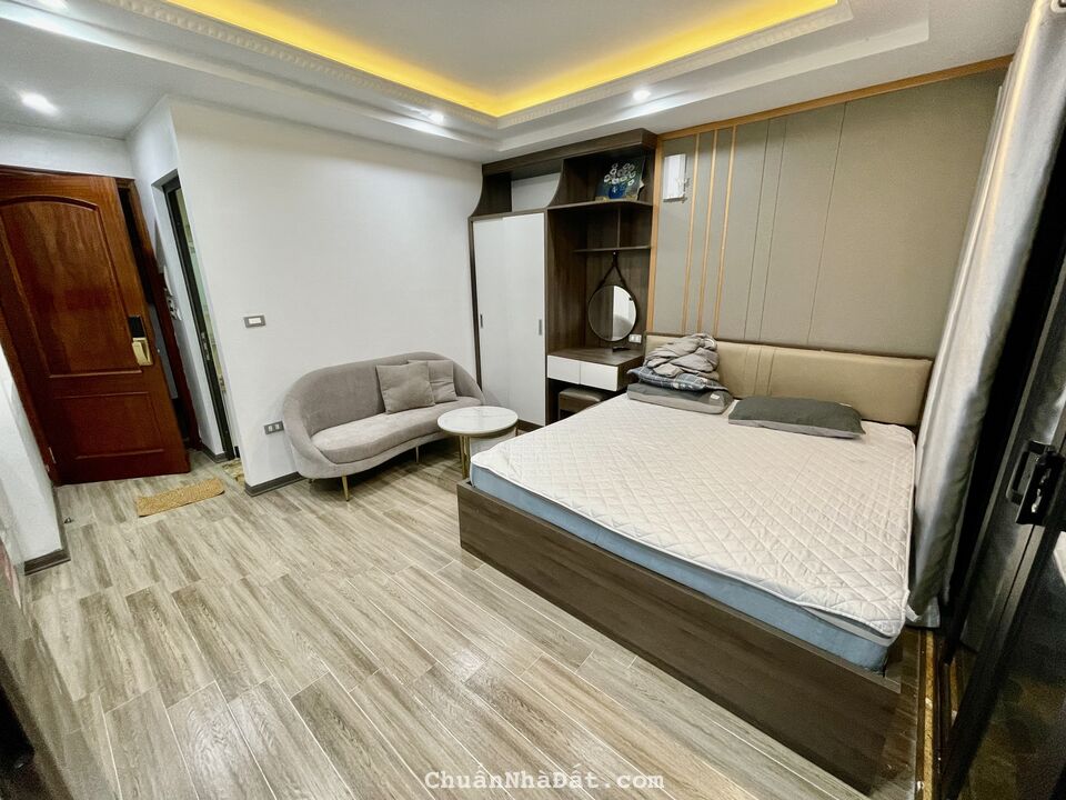 Cho thuê Căn hộ Studio tại Ngõ 29 Võng Thị, Tây Hồ. Sát & View hồ cực thoáng. Giá chỉ 6,5 triệu.